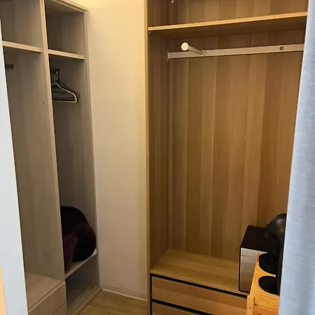 Quiet Vatican Hideaway, 1 Min To Train Station * Rome