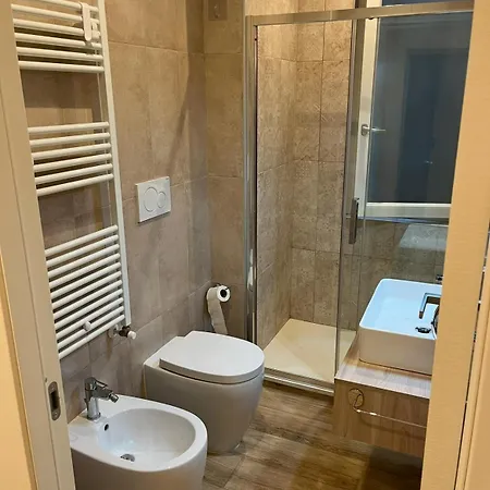 Apartment Quiet Vatican Hideaway, 1 Min To Train Station