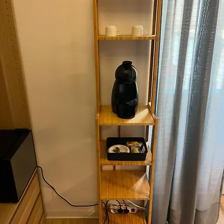 Quiet Vatican Hideaway, 1 Min To Train Station Apartment *